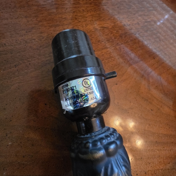 Elegant Cream Table Lamp with Fringe - Picture 6 of 16